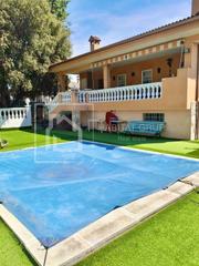 Casa a Sils. Chalet en venta en sils
