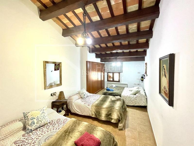 Foto c4e89583-e693-4d14-bf83-01c5d6fea1c8. Casa amb piscina a Aiguaviva