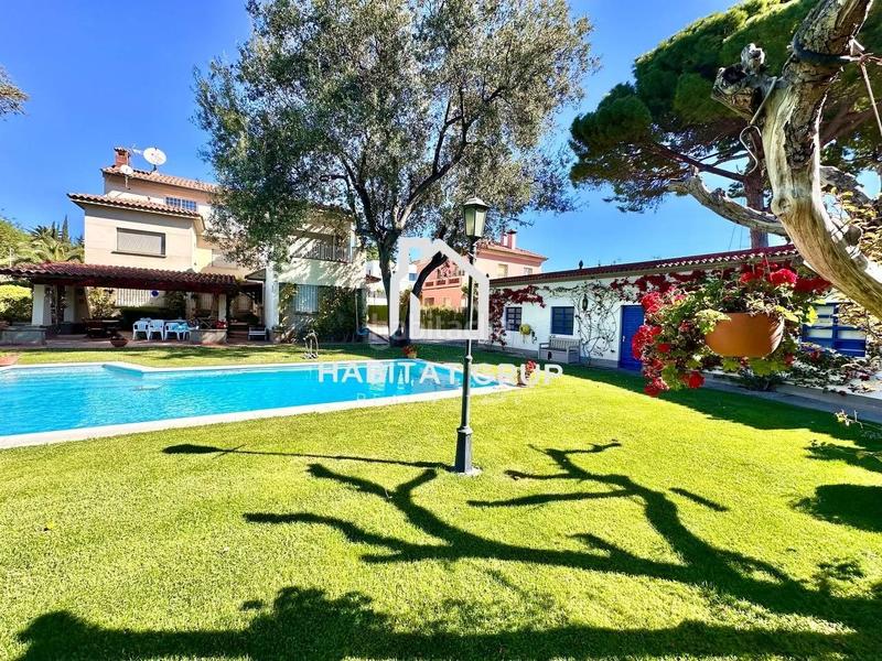 Foto 3597f72d-9959-4783-a495-2af0d256b15b. Maison avec piscine dans Castellbisbal