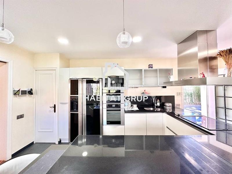 Foto 84af438d-f986-4401-b9be-11d0134e4af4. Maison avec piscine dans Castellbisbal