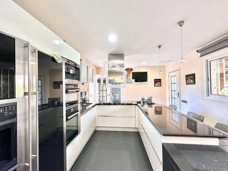 Foto a6c22bcc-c6eb-4762-8fd8-242568d7e9dc. Maison avec piscine dans Castellbisbal