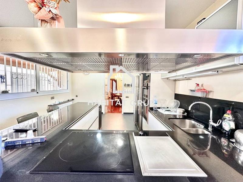 Foto c2e11885-8d3a-4c01-84b5-f0beb3e01ec4. Maison avec piscine dans Castellbisbal