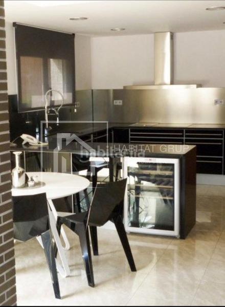 Foto 01d39702-9ed0-4c80-9bcc-e5a1145f7292. Casa chalet Palau en Palau Girona