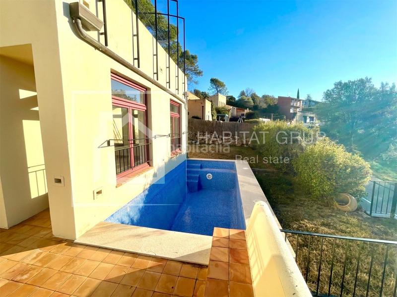 Foto 2711be2f-a251-407a-b051-f9a9880603ce. Casa chalet en venta en Porqueres