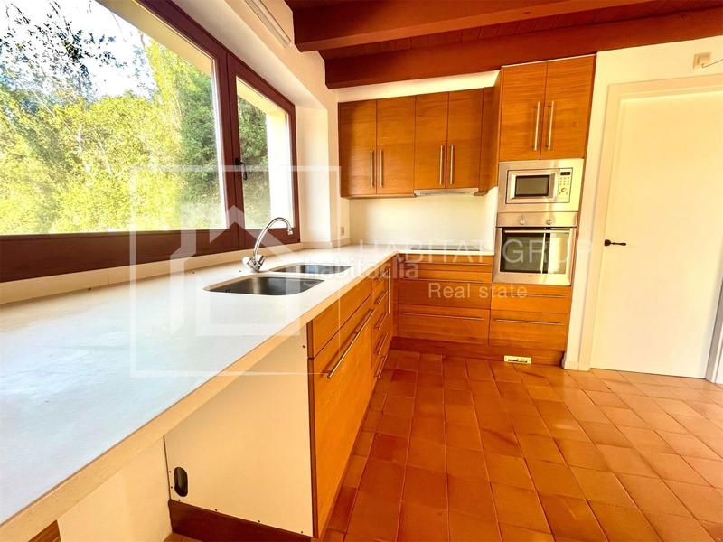 Foto 319d0752-d687-4546-9097-6809d2157d73. Casa chalet en venta en Porqueres