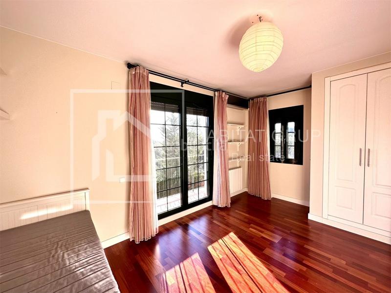 Foto 5e75fbf3-bf23-44a2-8c8d-8e6c29c05d1a. Casa  en venta en Sant Julià de Ramis