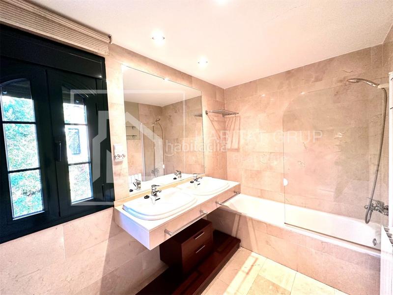 Foto 6fc103e6-cd6d-42c8-aa17-035de9655704. Casa  en venta en Sant Julià de Ramis