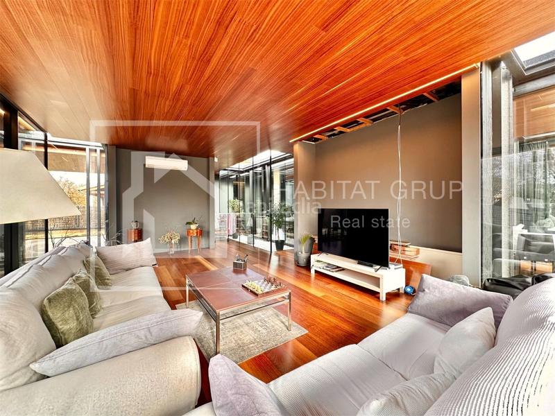 Foto 547bc127-de62-4bf6-aeb2-6f9d6a014530. Maison dans Palau Girona