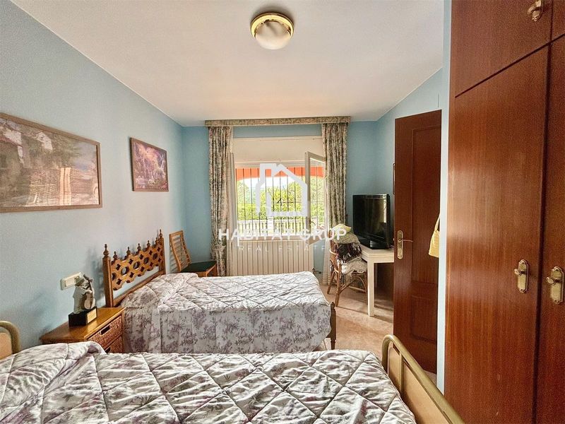 Foto 0a8e60cc-6dfa-47d9-b22e-985a2699545c. Casa amb piscina a Mas Romeu Lloret de Mar