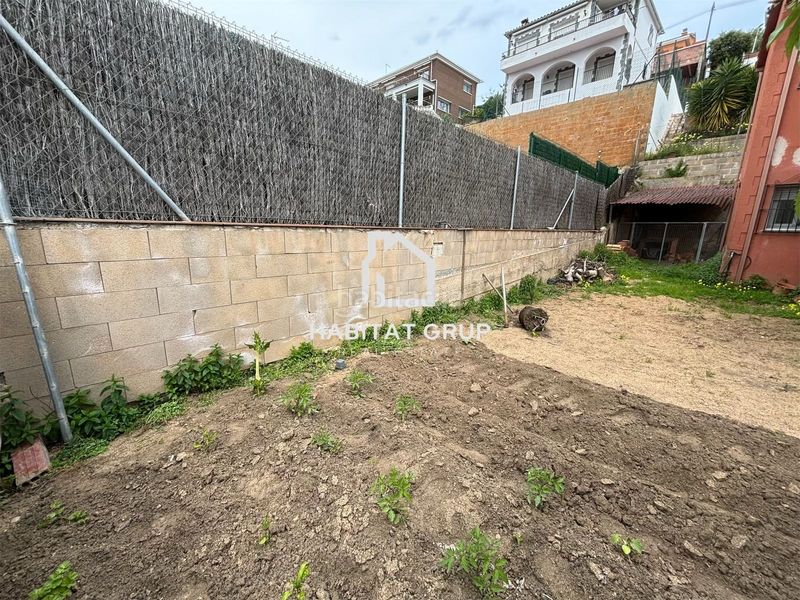 Foto 6bd7d982-167f-4852-bd07-1cbb88a635de. Casa amb piscina a Mas Romeu Lloret de Mar