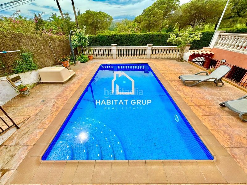 Foto 700f7a67-0be5-4df2-a995-5a266a487fc2. Casa amb piscina a Mas Romeu Lloret de Mar