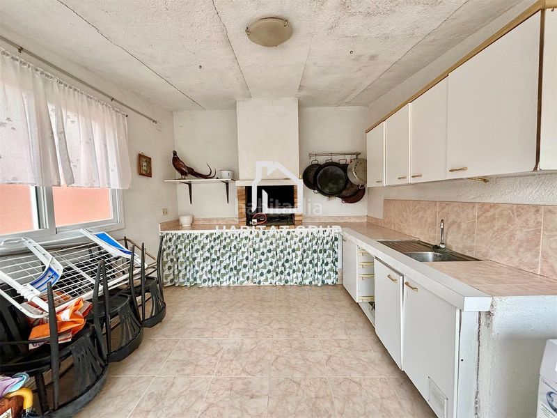 Foto a2226b2a-5a4a-4105-95c0-b7f737a9e6c2. Casa amb piscina a Mas Romeu Lloret de Mar