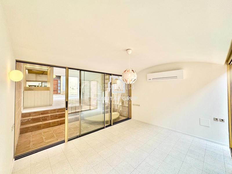 Foto 38012fb4-087b-48b4-a6a4-ac87d3fbd2b0. Reihenhaus in Centre - Estació Sant Cugat del Vallès