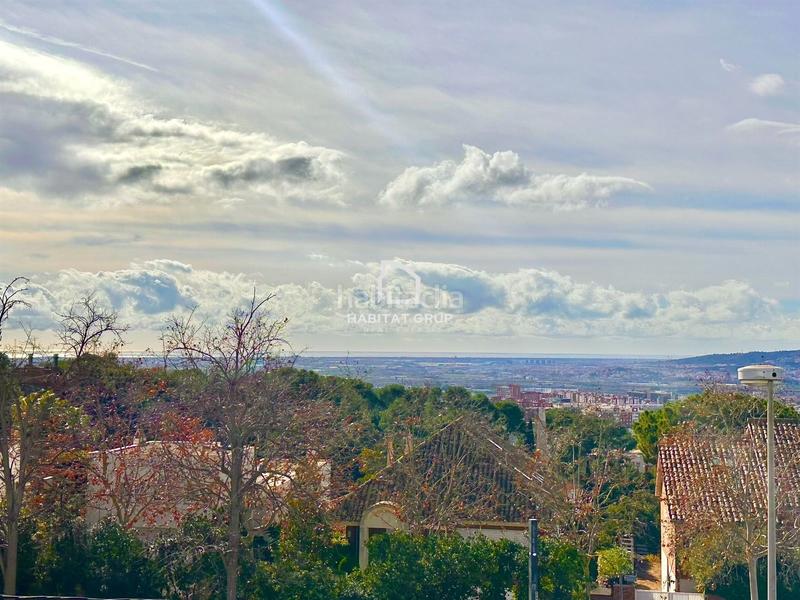 Foto a8e7f992-8072-4134-a3c1-dc5147f1cc6a. Casa amb calefacció a La Miranda-Can Candeler Sant Just Desvern