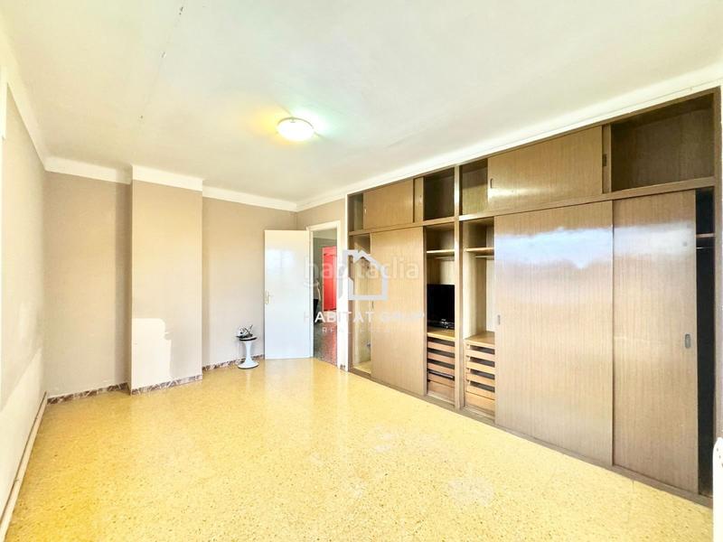 Foto c337519b-f74d-48c3-8da0-01c011ba83f0. Casa amb calefacció a La Miranda-Can Candeler Sant Just Desvern