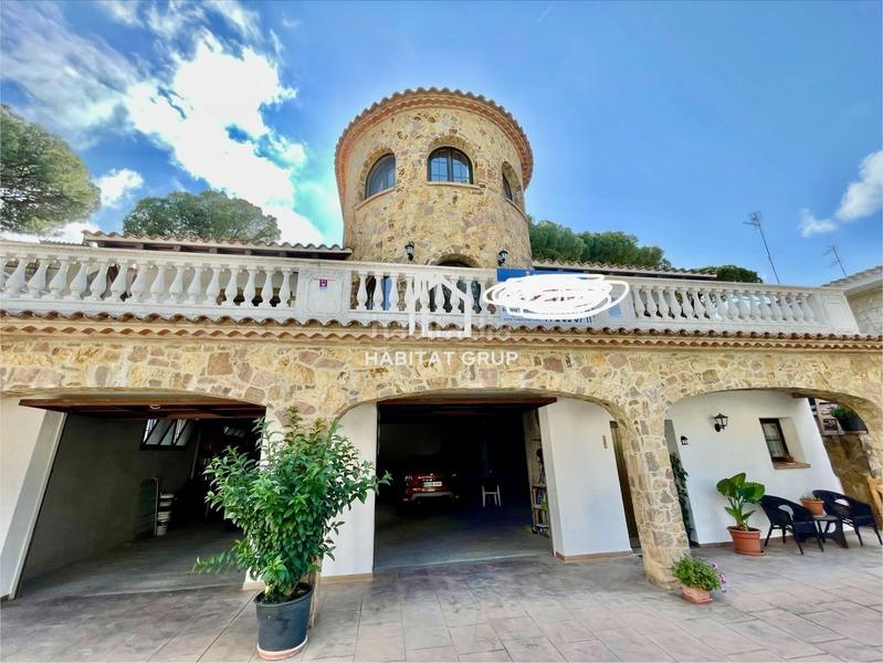 Foto f9beddc9-f331-48e0-84bf-fec7afd0f25f. Casa a Fenals Platja d´Aro