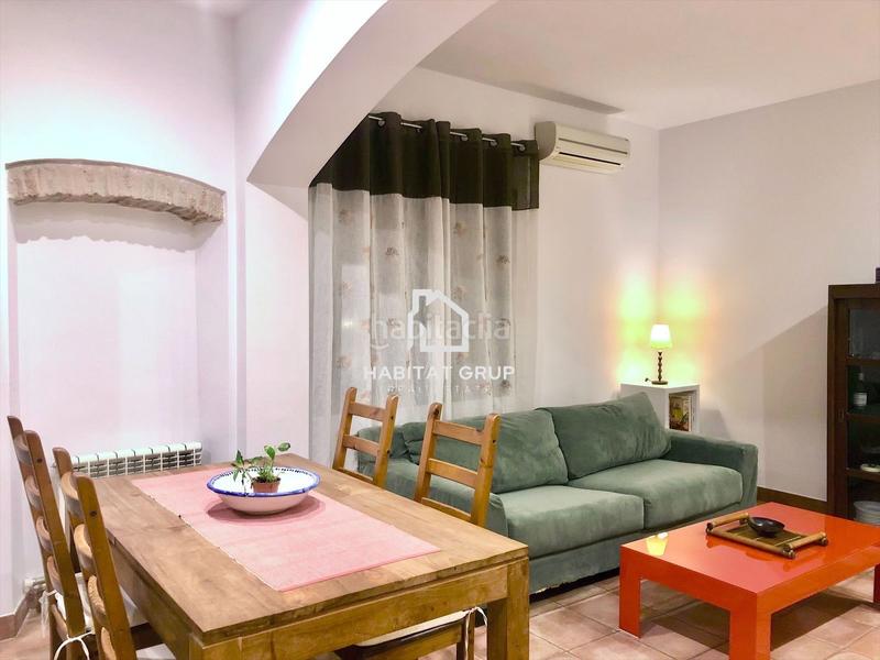 Foto 1daa72e9-4e28-4af2-90ff-71aece5fa640. Zweistöckige wohnung mit heizung in Eixample Sant Feliu de Guíxols