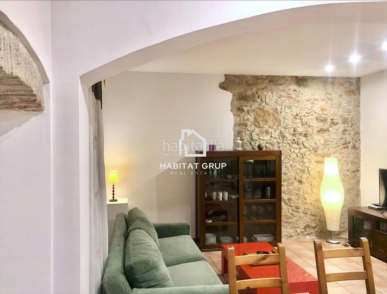 Foto 74f093fc-bb3a-4abb-87a6-1c5874665bb4. Zweistöckige wohnung mit heizung in Eixample Sant Feliu de Guíxols