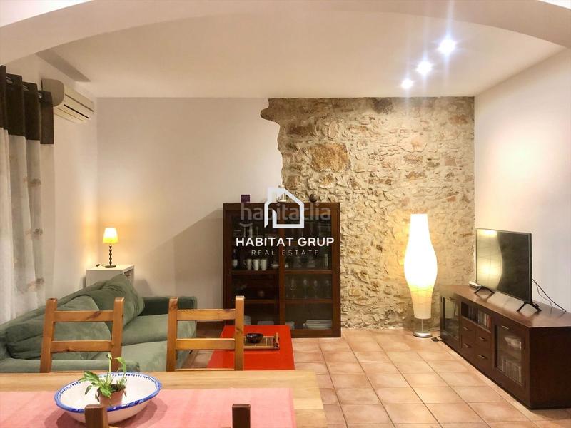 Foto c5d02364-adcf-4c4a-9292-06cf165586fb. Zweistöckige wohnung mit heizung in Eixample Sant Feliu de Guíxols