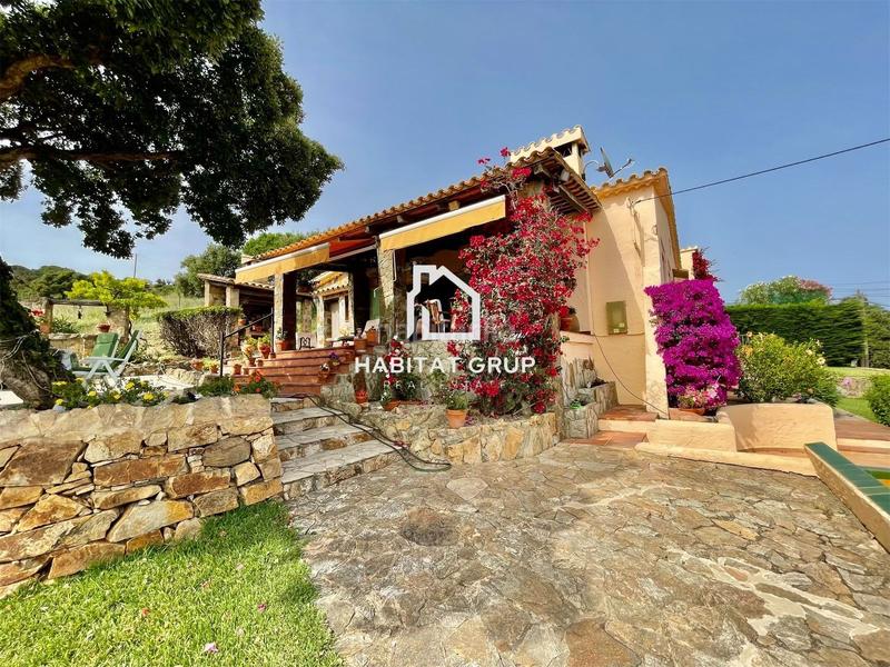 Foto a289f7d3-bf7d-4a7a-b12c-be6c7fc4220c. Casa  en castellplatja daro en Urbanitzacions Platja d´Aro
