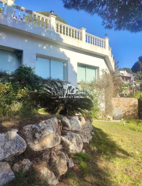 Foto d3fe8035-f054-437c-9adf-d2f5130217e2. Reihenhaus in Canyelles Lloret de Mar