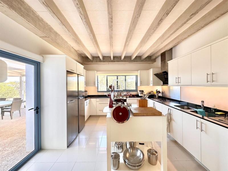 Foto 6d8dd93a-8fb9-4130-b39b-072824d678fb. Casa con piscina in Sant Lluís-s´ullestrar-torret Sant Lluís