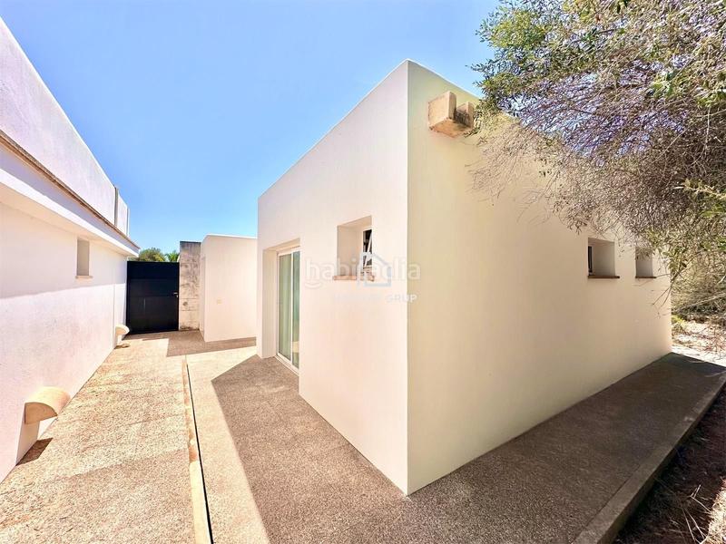 Foto f8e4502c-d450-49b0-90fd-23a4cc493e80. Casa con piscina in Sant Lluís-s´ullestrar-torret Sant Lluís