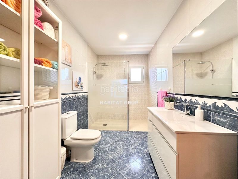 Foto 4c84d83a-7215-49bd-9a06-1965cf3306ec. Casa amb calefacció piscina a Caldes de Malavella