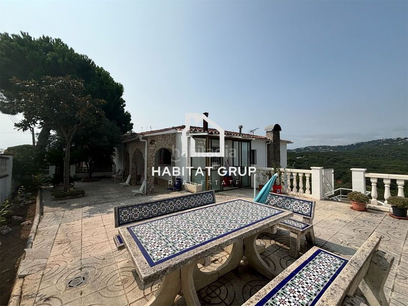 Foto d08d5da8-a548-41c5-9d62-971fc54d8aec. Casa amb calefacció piscina a Palafolls