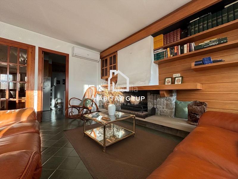 Foto 10fc7273-834c-4726-b841-d422443fbfa4. Casa  en Taradell