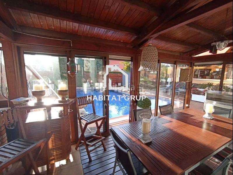 Foto a4ff9d49-2b0a-4410-bd95-139a39228758. Maison avec piscine dans Taradell