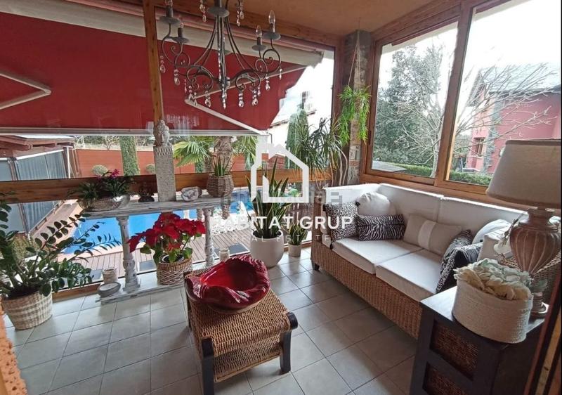 Foto f883b770-e4c5-4bb1-ac13-2ab093864e27. Maison avec piscine dans Taradell