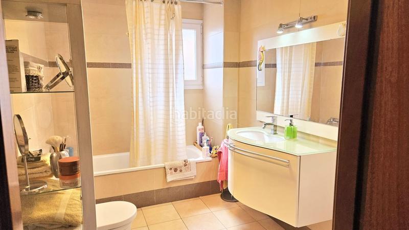 Foto 8bb47317-8d6f-4e3b-b16c-8e0159253f71. Casa amb calefacció piscina a Mont-ras