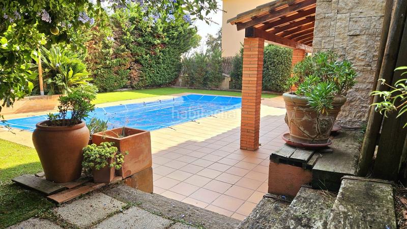 Foto a80add86-268e-4947-8323-a59224eb2610. Casa amb calefacció piscina a Mont-ras