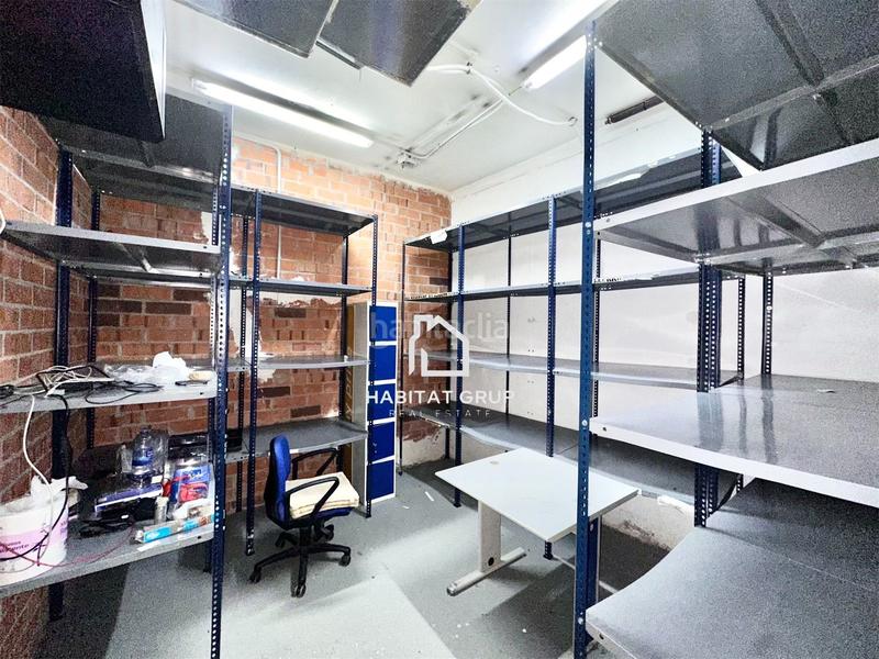 Foto 9e13df27-a7b8-4abc-987e-bc6d3b83fe9e. Location local commercial dans Olot