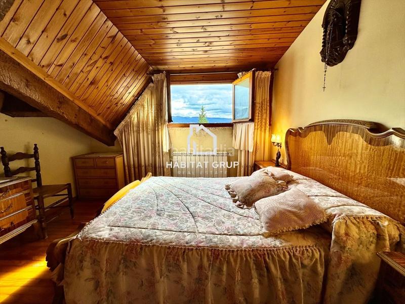 Foto 16d9d2fa-8b31-44a2-93c7-358eaa2b25ce. Casa adossada a Llívia