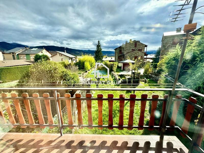 Foto 87ec4765-c299-492b-8478-eecc055d5840. Casa adossada a Llívia