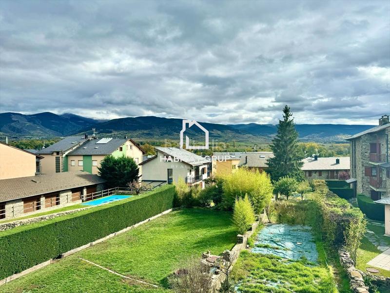 Foto dea849d7-b841-4918-9090-c987b41940be. Casa adossada a Llívia