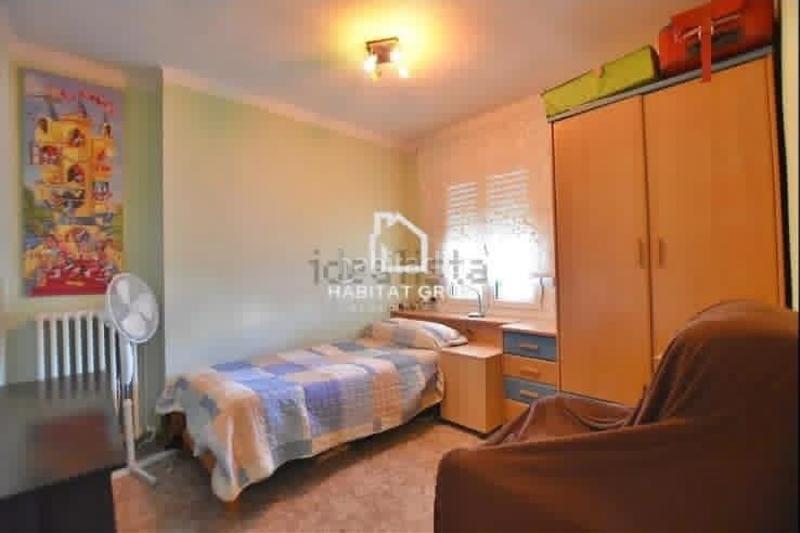 Foto 8df83b93-450f-41a3-a348-eaee38d87740. Casa vivienda piso en Nord Vic