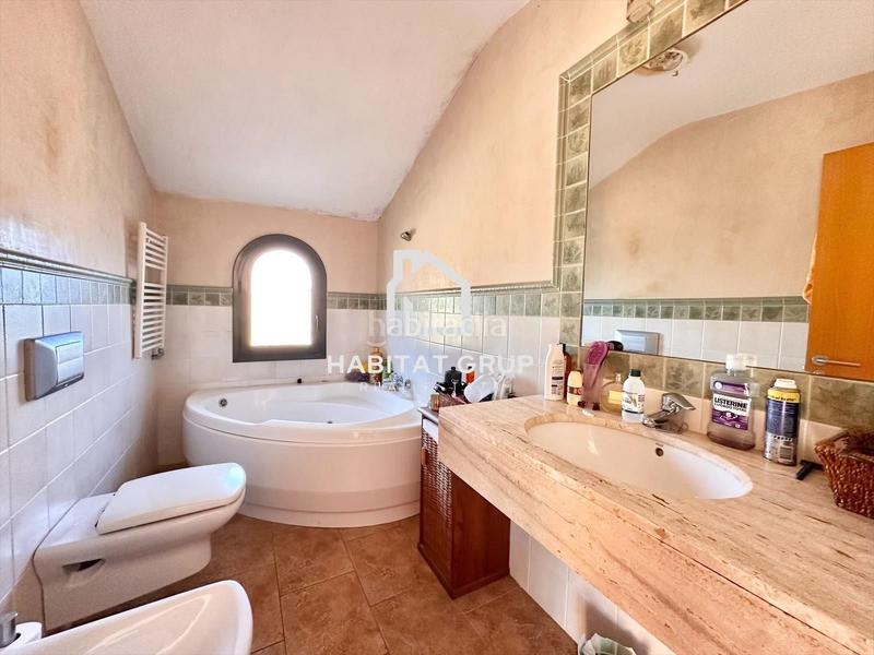 Foto 2d4f0c0f-1461-4cf3-8d05-d40a6755861d. Casa  en residencial Begur-esclanyà Begur