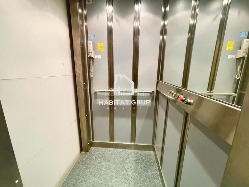 Foto 4b0a746f-6d21-4e20-82c6-eb6d174dbfa0. Casa  en Carme - Vistalegre Girona