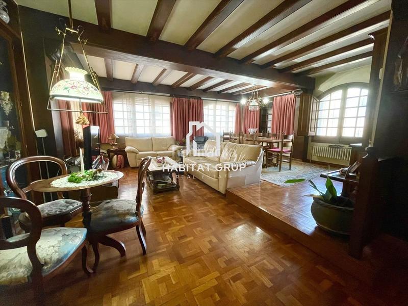 Foto 95f73322-3e96-46a0-955f-852a200a6496. Casa  en Carme - Vistalegre Girona