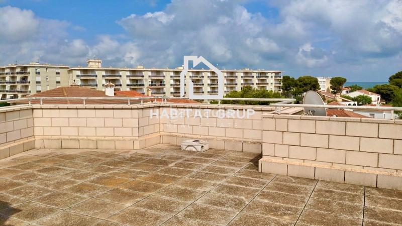 Foto 65712299-82a1-4b15-ae56-c4e01ae8d719. Attico con piscina in Platges Sant Carles de la Ràpita