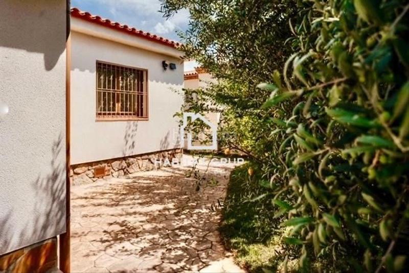 Foto 9a9144bc-39db-4a65-bd69-771fe69d4122. Casa  en montroig del camp en Poble Mont-roig del Camp