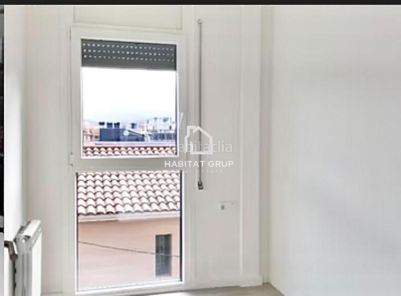 Foto c6181d2f-3b42-40c4-b16e-2f39e4312d81. Dúplex  en Olot