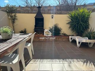 Appartement dans Centelles. Piso en centelles