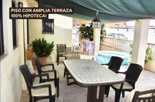 Flat in Ampolla (L´). Piso en lampolla