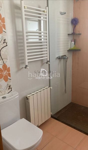 Foto a432c079-b3f0-4489-8a8d-33ed4899453a. Casa amb calefacció a Banyoles