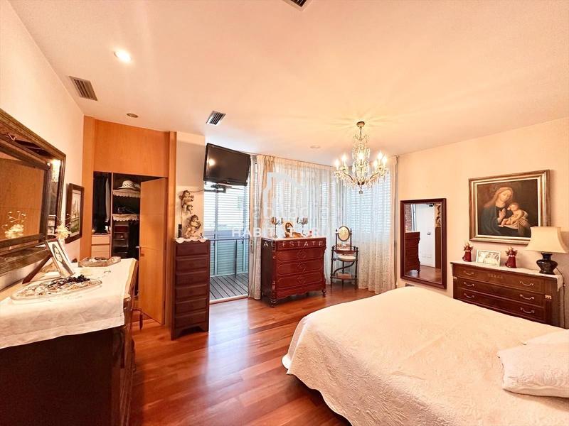 Foto b3108c24-6e1d-44b3-a942-0a00bf541b72. Casa amb calefacció piscina a Montjuïc Girona