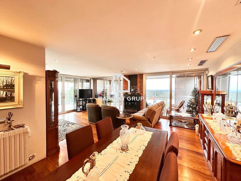 Foto c454331a-c940-447b-9856-64b10e8c6452. Casa amb calefacció piscina a Montjuïc Girona